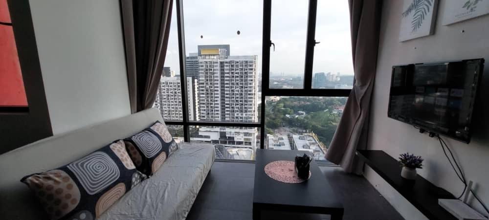Maya Empire Studio Kampong Bukit Lanjan Экстерьер фото