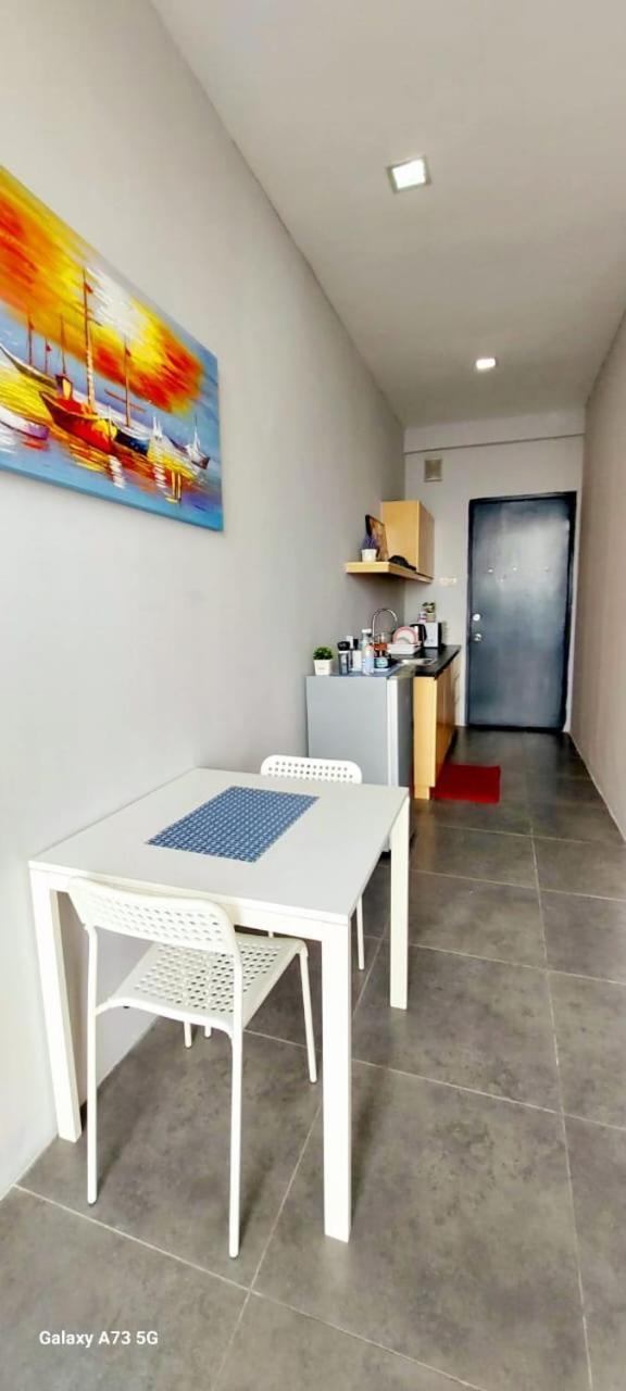 Maya Empire Studio Kampong Bukit Lanjan Экстерьер фото